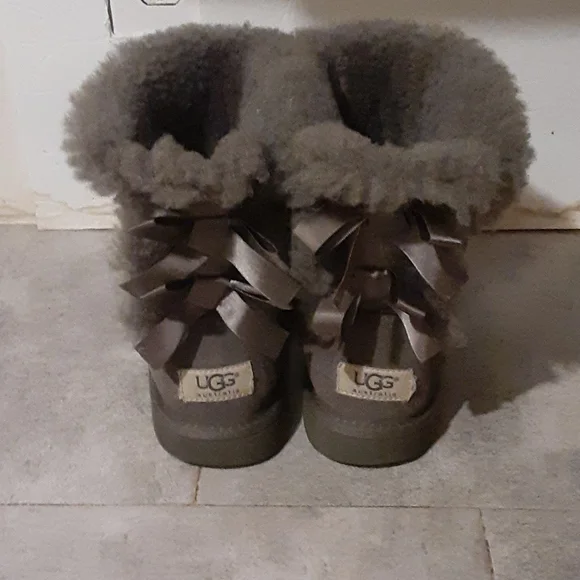 UGG  boots  size  3 de nina - Picture 4 of 6